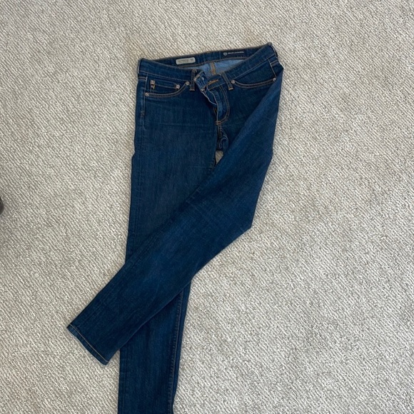 Jegging super skinny Jean. Brand is AG. Size 28. - Picture 4 of 4